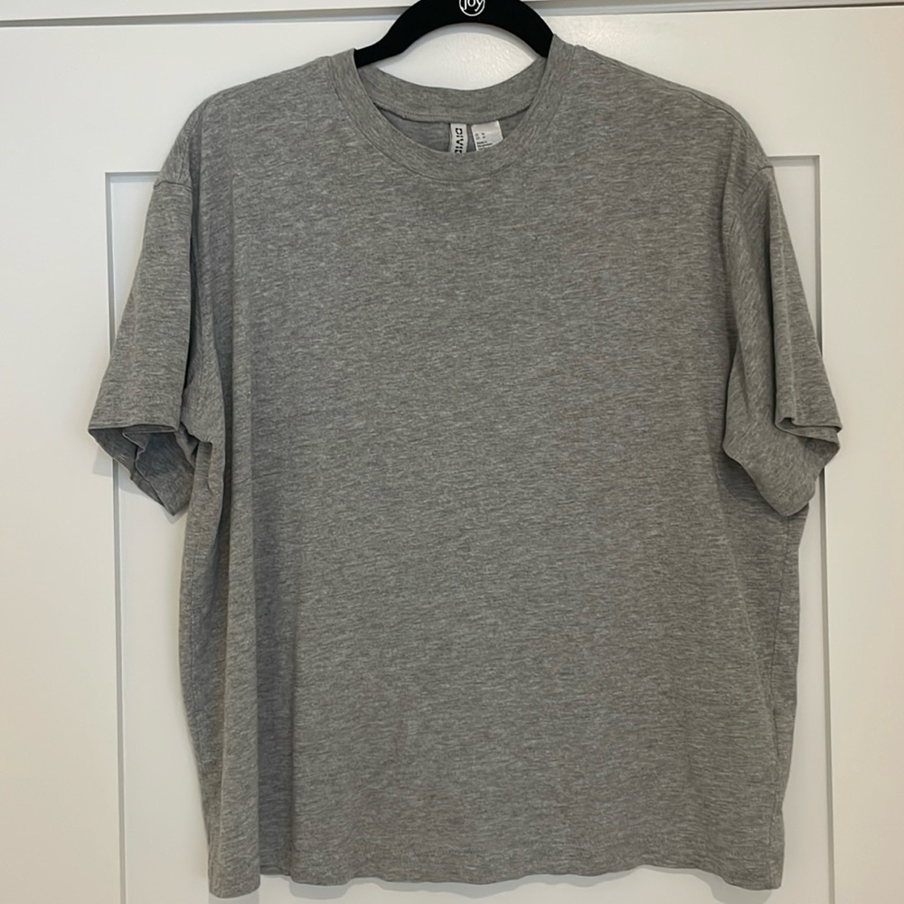 H&M Basic Gray Tee